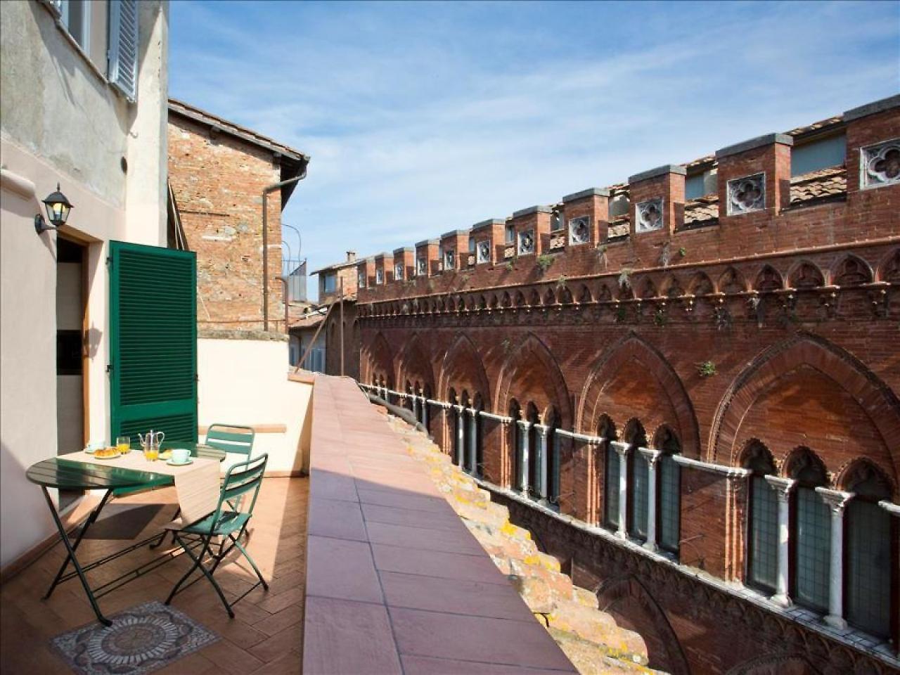 Siena Romantica Екстериор снимка